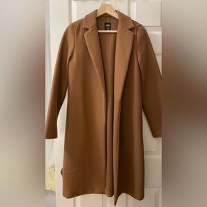 Brown coat 🧥 Size XS Brand ZARA